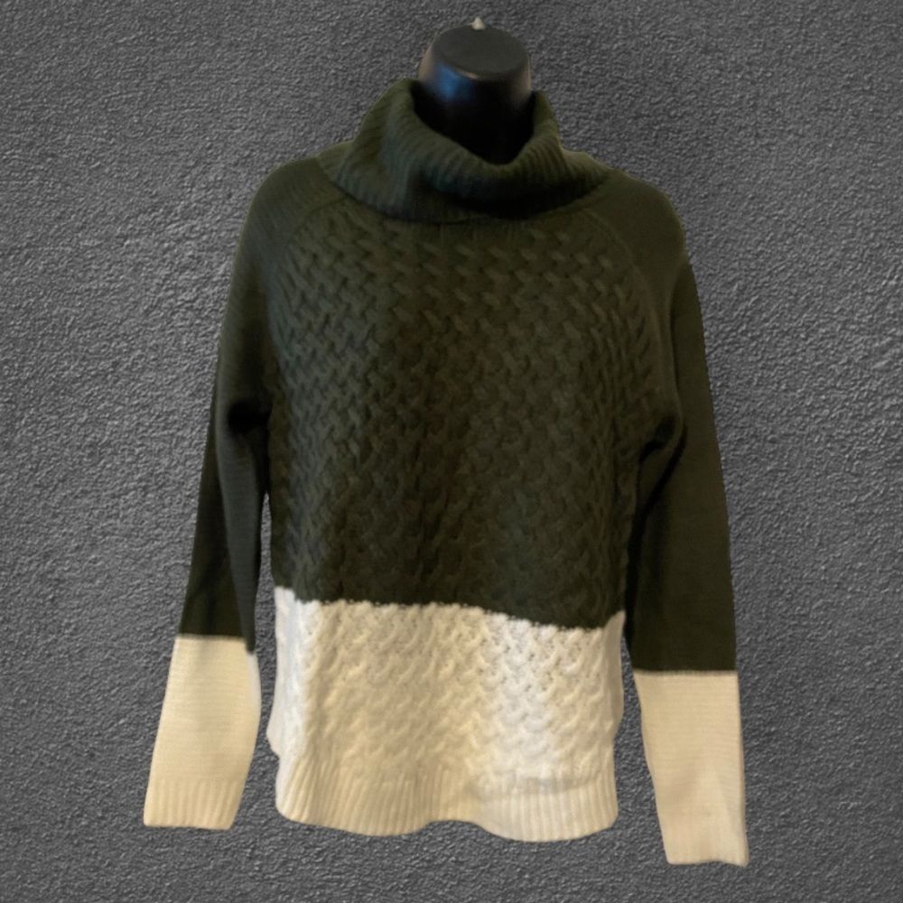 Ladies dark green & Vanilla cowl neck sweater, baseball style hem, NWT, size XS - Picture 2 of 10